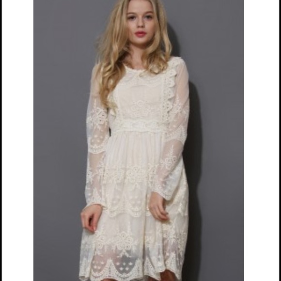 Chicwish cream "Mi amore lace dress."
