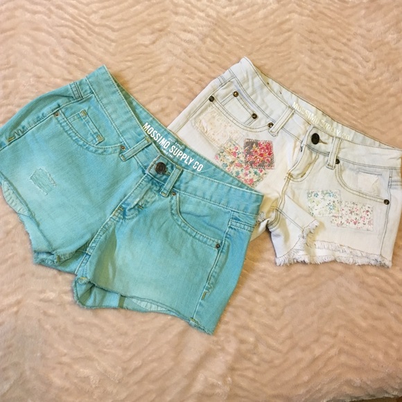 Bundle- shorts - Picture 1 of 4
