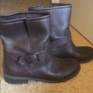 Brown ankle boots
