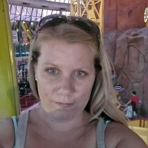 Meet your Posher, Briana