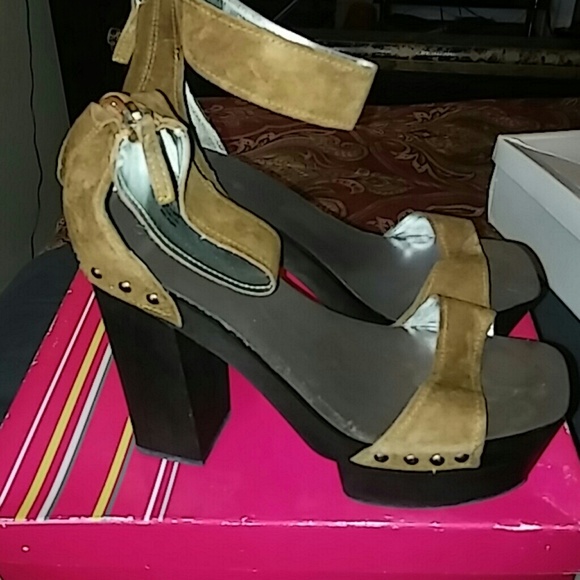 Sexy mules