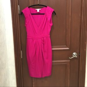DVF Fuchsia Wool V-Neck Dress Size 6