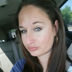 Meet your Posher, Candyce