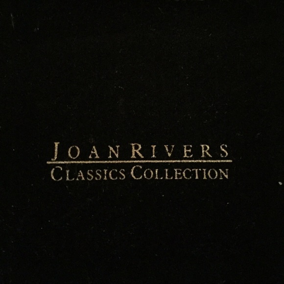 Joan Rivers necklace