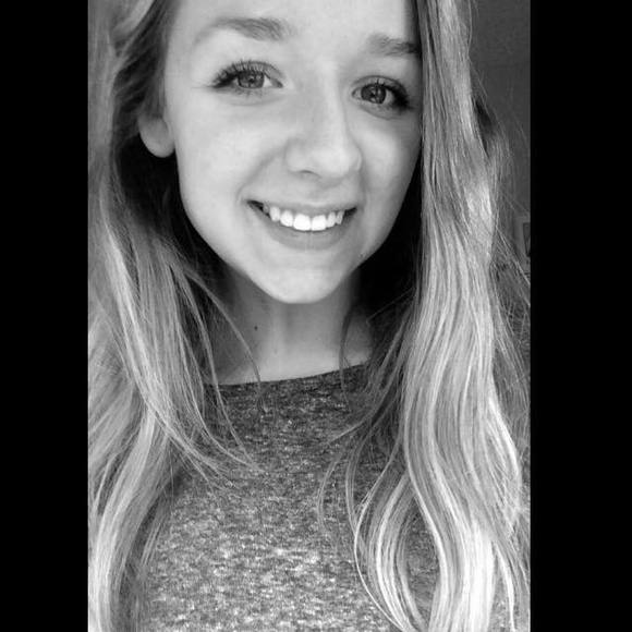 Meet your Posher, Camryn