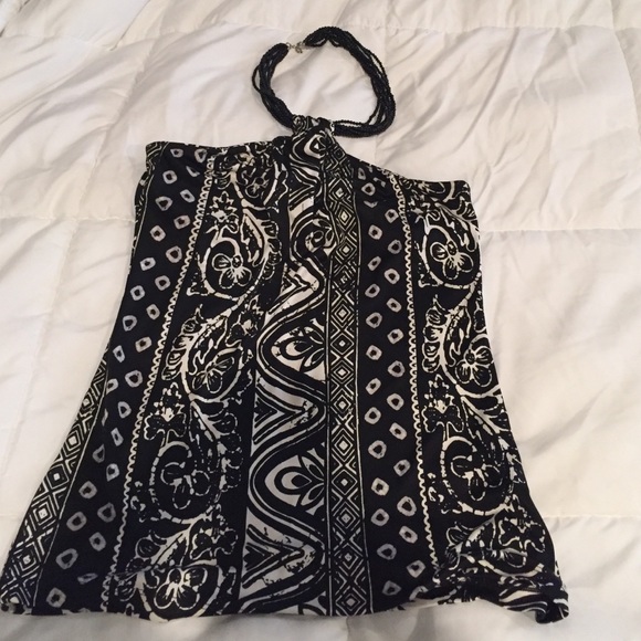 Beautiful White House Black Market top