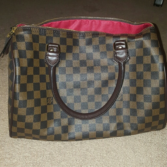 Speedy brown monogram bag
