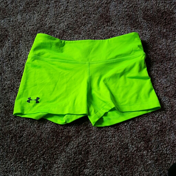 Under armour hear gear fitted shorts