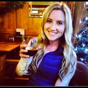 Meet your Posher, Cara