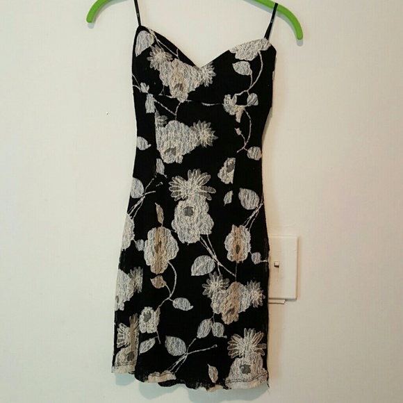 CUTE DRESS