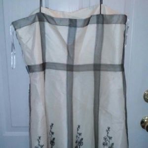 ivory and black dress size 16