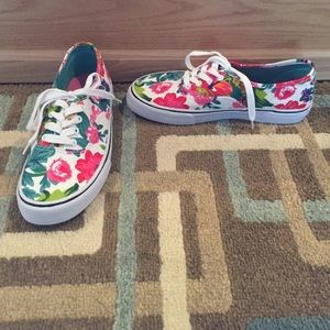 Brand New Floral Shoe