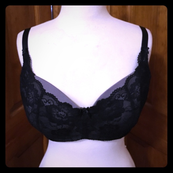 Lace bra NWOT