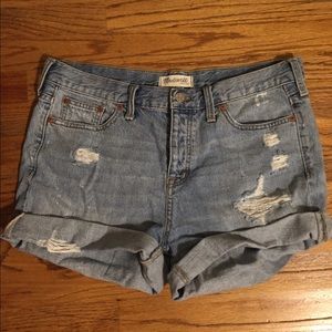 Madewell boyfriend denim shorts