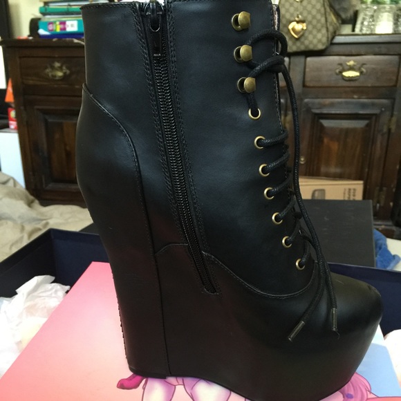 Wedge Boots