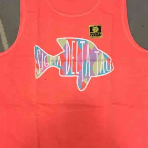 Sigma Delta Tau tank