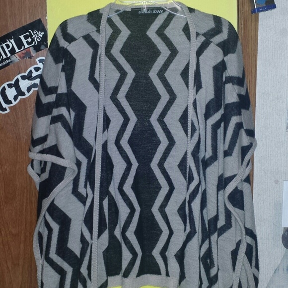 Zig-zag poncho