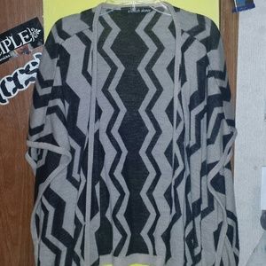 Zig-zag poncho