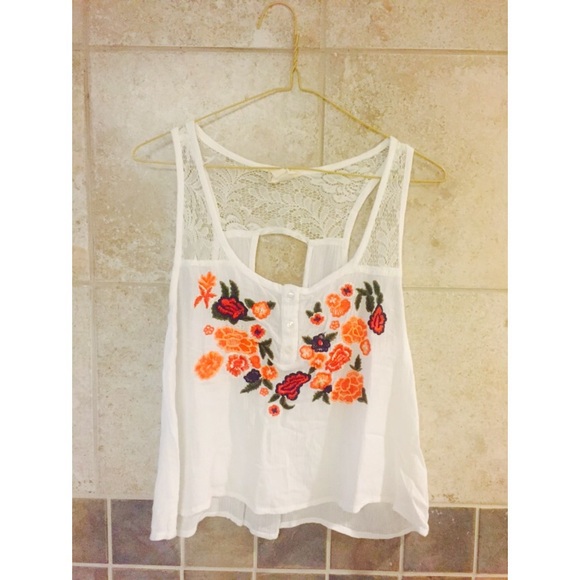 LA Hearts Tops - FINAL MARKDOWN LA Hearts white floral tank top