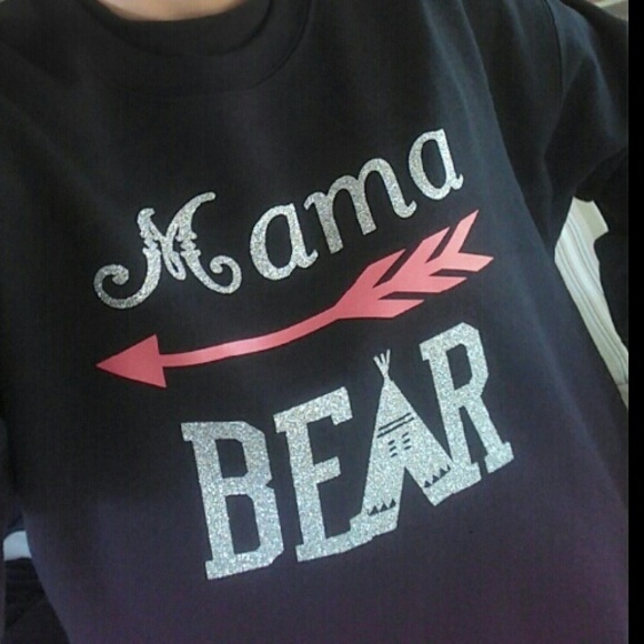 Mama bear sweatshirt - Picture 1 of 1