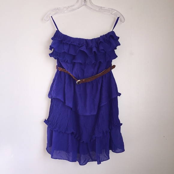 Mixed Texture Ruffle Dress - Picture 2 of 4
