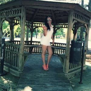 Meet your Posher, Ana