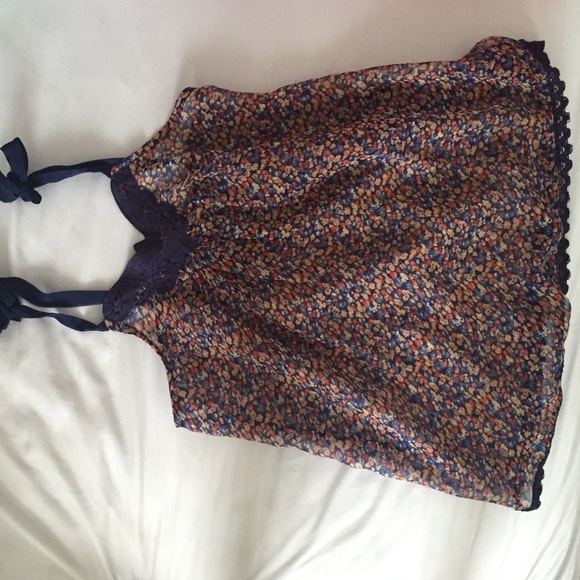 Blouse - Picture 2 of 4