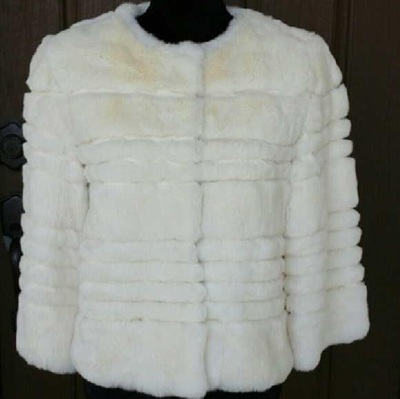 Sold! DIANE VON FURSTENBERG Talia Ivory Fur Coat - Picture 3 of 4
