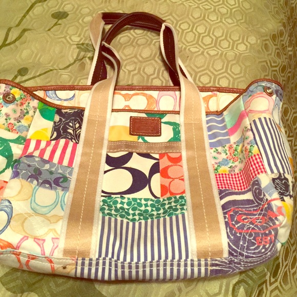 COACH SPRING/SUMMER BAG $20