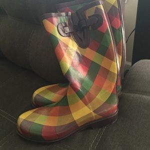 Rain boots