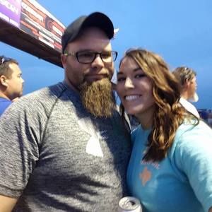 Meet your Posher, Lindseybillybarker