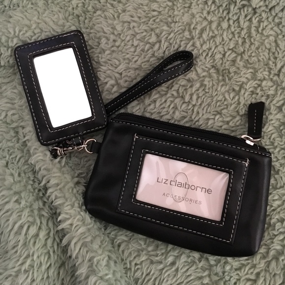 Wristlet and mirror