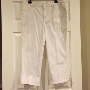 White denim capris