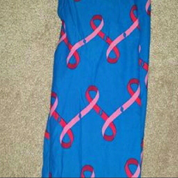 LuLaRoe Pink Ribbon Leggings