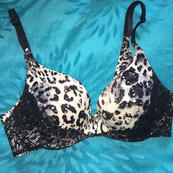 Black leopard print bra