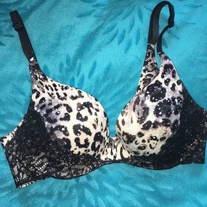 Black leopard print bra