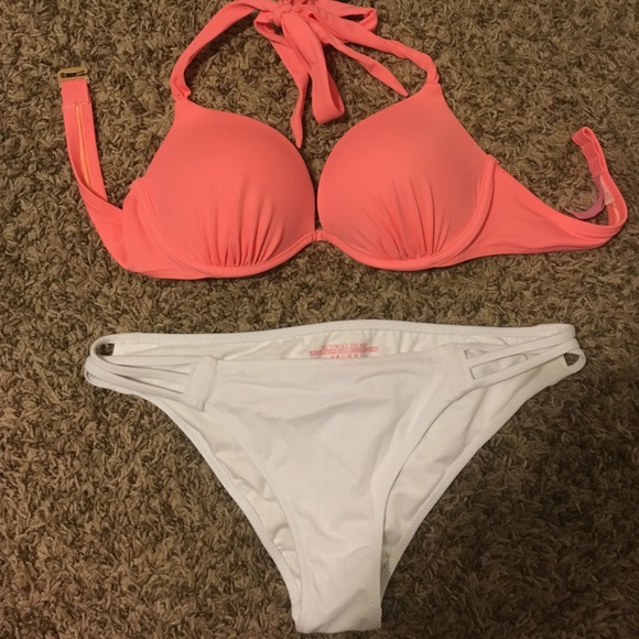 Coral top and white bottoms!! NEVER WORN - Picture 1 of 4