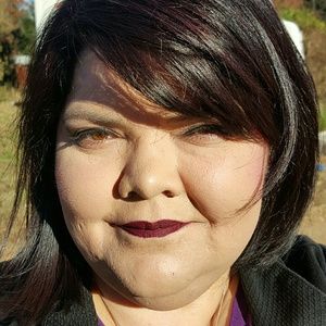 Meet your Posher, Kellie