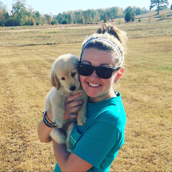 Meet Your Posher, Carly - Picture 3 of 6