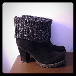 Warm Winter Booties Size 9