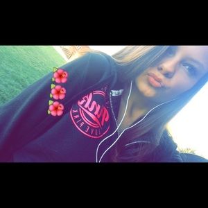 Meet your Posher, Hannah