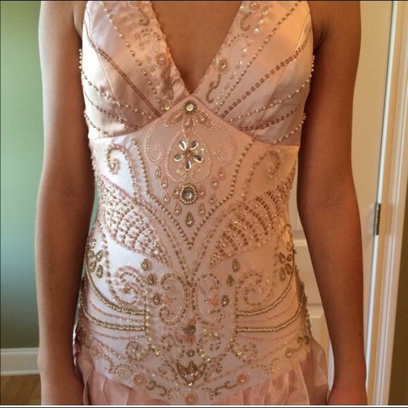 Dress - Picture 2 of 4