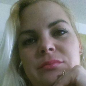 Meet your Posher, Arianna