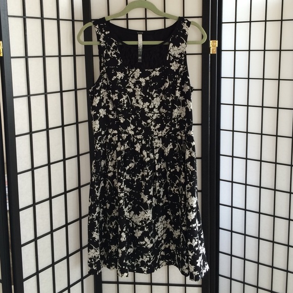 Kensie Fit and Flare Floral Dress