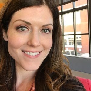 Click here to see my cute cats!