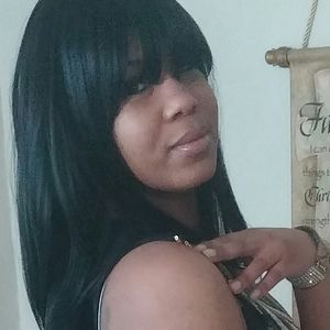 Meet your Posher, April