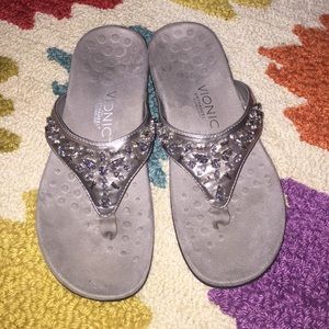 Silver vionic sandals worn once