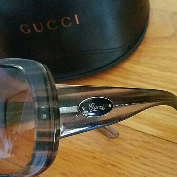 SOLD!!! Gucci Sunglasses - Picture 2 of 4