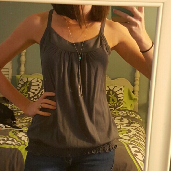 Gray top