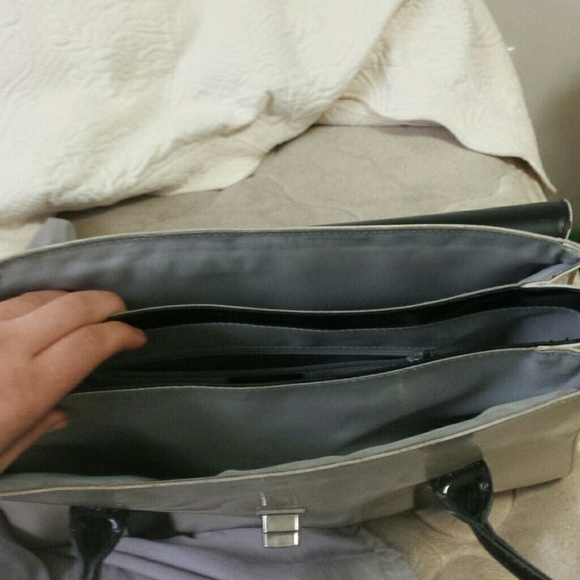 Purse - Picture 2 of 2
